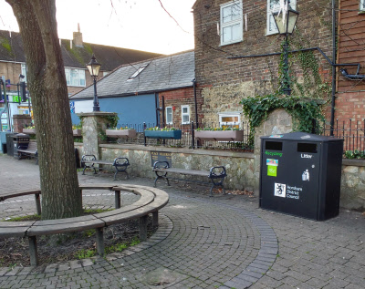 Recycling bins Place Villerest Storrington